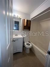 Active With Contract: $1,199 (0 beds, 1 baths, 336 Square Feet)