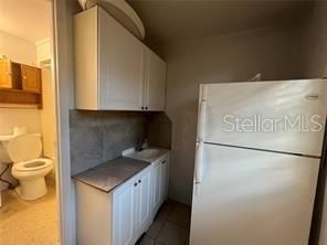 Active With Contract: $1,199 (0 beds, 1 baths, 336 Square Feet)