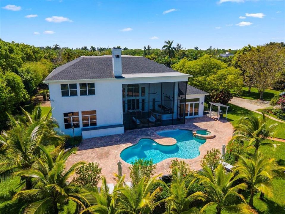 Recently Sold: $4,750,000 (7 beds, 6 baths, 6344 Square Feet)