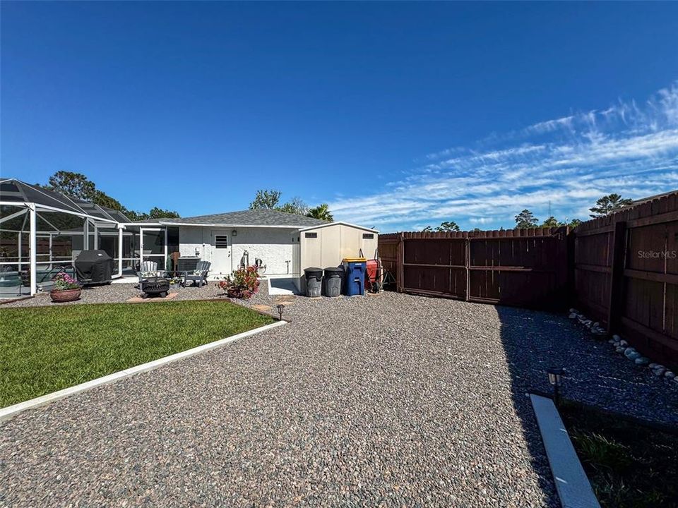 Recently Sold: $332,000 (3 beds, 2 baths, 1589 Square Feet)