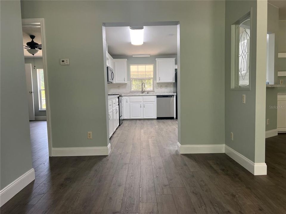 Recently Sold: $219,500 (3 beds, 2 baths, 1732 Square Feet)