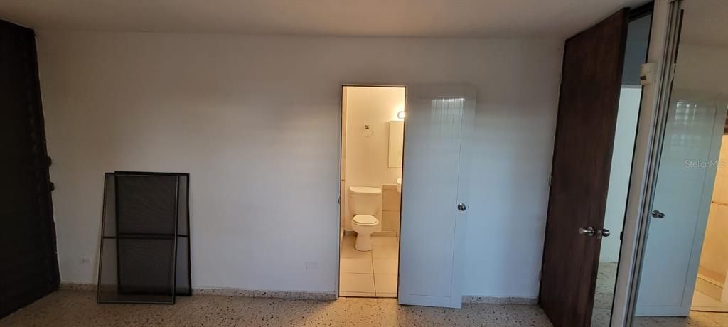 Vendido Recientemente: $250,000 (3 camas, 2 baños, 1450 Pies cuadrados)