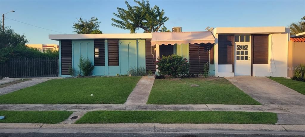 Vendido Recientemente: $250,000 (3 camas, 2 baños, 1450 Pies cuadrados)