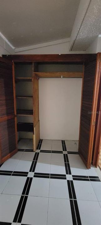 Vendido Recientemente: $250,000 (3 camas, 2 baños, 1450 Pies cuadrados)