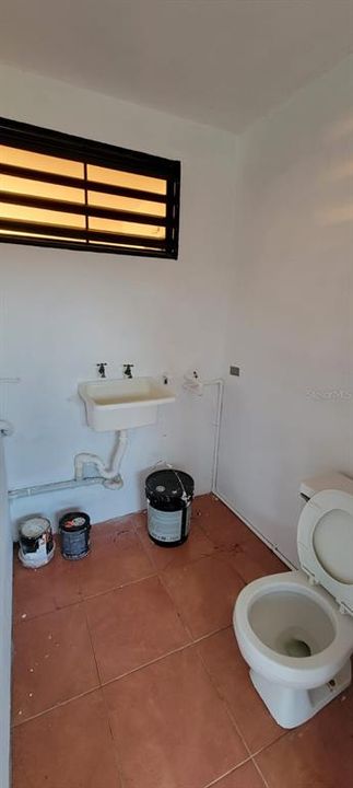 Vendido Recientemente: $250,000 (3 camas, 2 baños, 1450 Pies cuadrados)