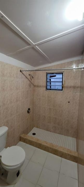 Vendido Recientemente: $250,000 (3 camas, 2 baños, 1450 Pies cuadrados)