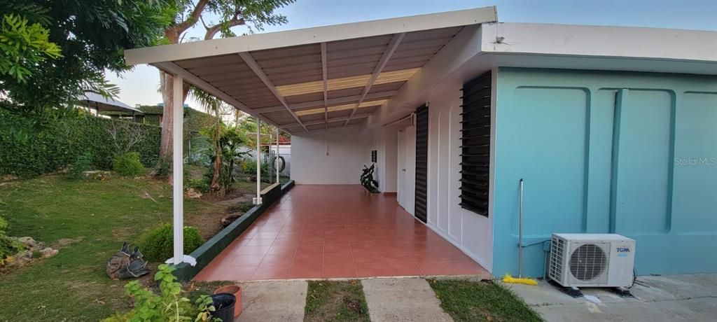 Vendido Recientemente: $250,000 (3 camas, 2 baños, 1450 Pies cuadrados)