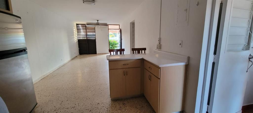 Vendido Recientemente: $250,000 (3 camas, 2 baños, 1450 Pies cuadrados)