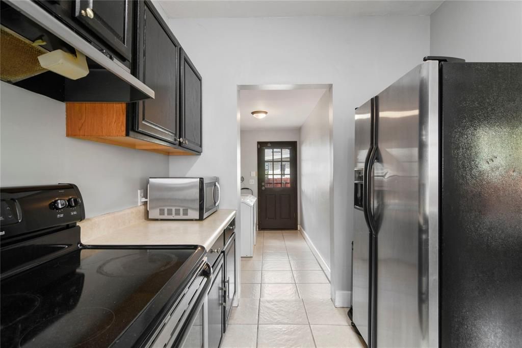 For Sale: $475,000 (3 beds, 2 baths, 1212 Square Feet)