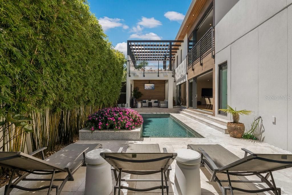 Active With Contract: $2,875,000 (4 beds, 5 baths, 3464 Square Feet)