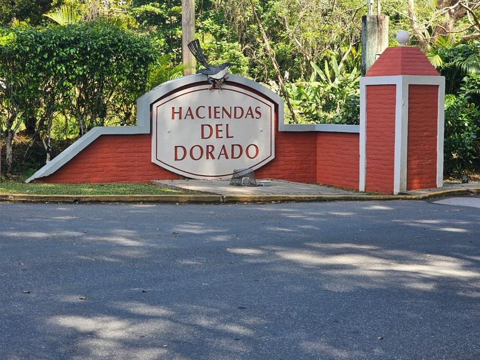 En Venta: $85,000 (0.25 acres)