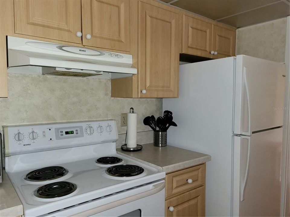 For Sale: $147,000 (2 beds, 2 baths, 1123 Square Feet)