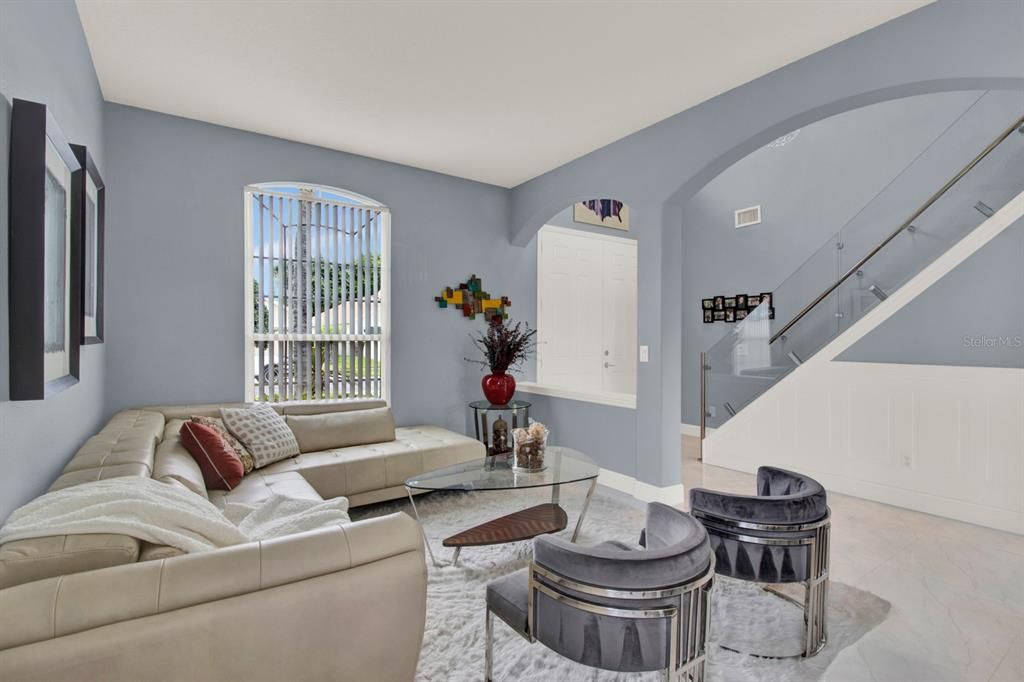 Active With Contract: $639,900 (3 beds, 2 baths, 2285 Square Feet)