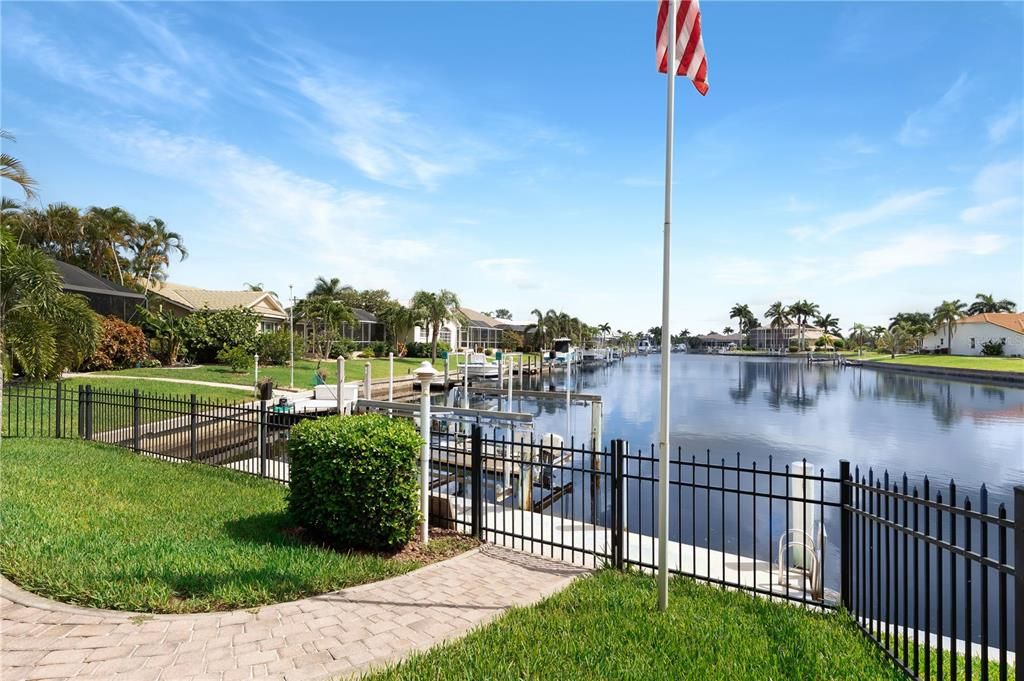 For Sale: $1,020,000 (3 beds, 2 baths, 2735 Square Feet)