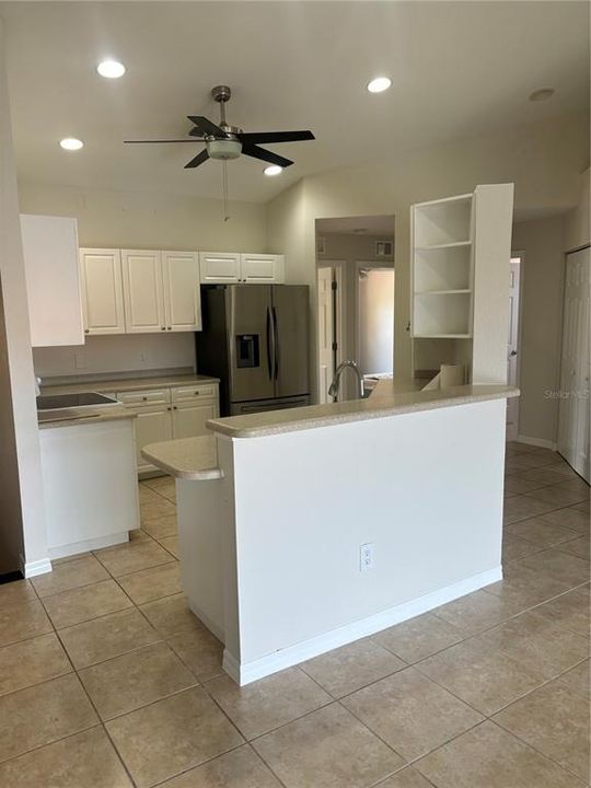 Active With Contract: $237,900 (3 beds, 2 baths, 1291 Square Feet)