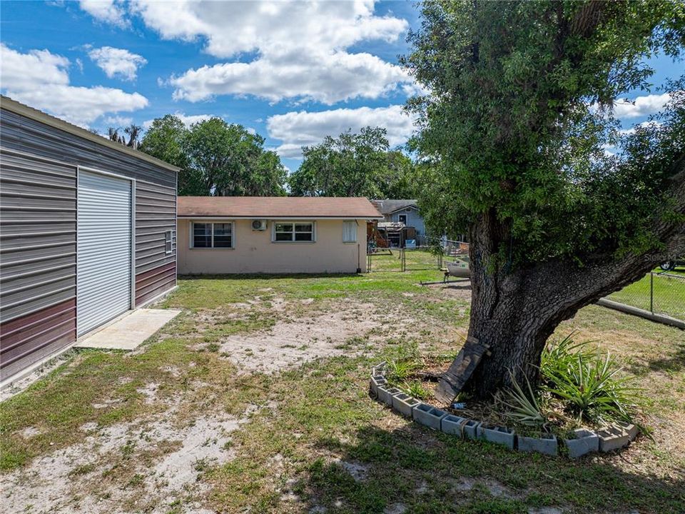 For Sale: $410,000 (4 beds, 2 baths, 1710 Square Feet)