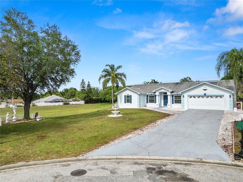 Active With Contract: $385,000 (4 beds, 2 baths, 2045 Square Feet)
