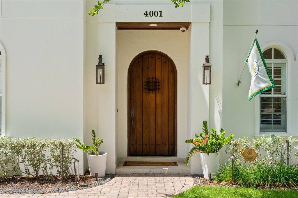 Active With Contract: $1,799,000 (4 beds, 3 baths, 3587 Square Feet)