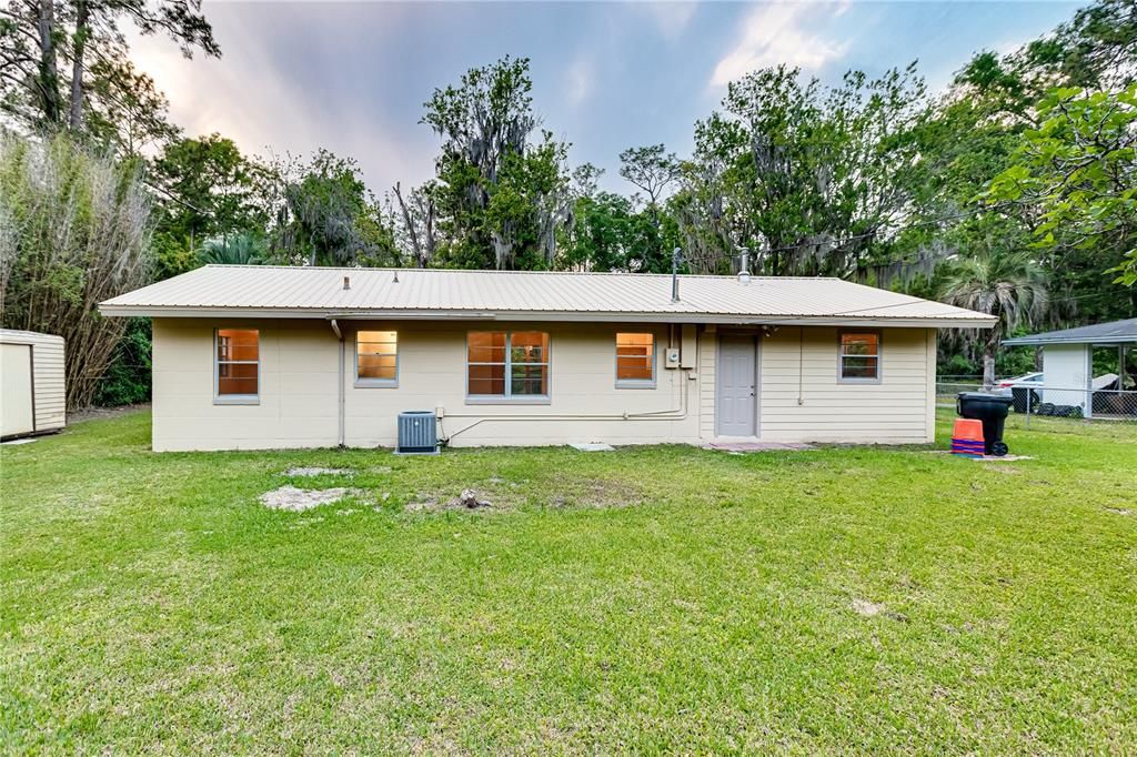 Recently Sold: $179,250 (3 beds, 1 baths, 1250 Square Feet)