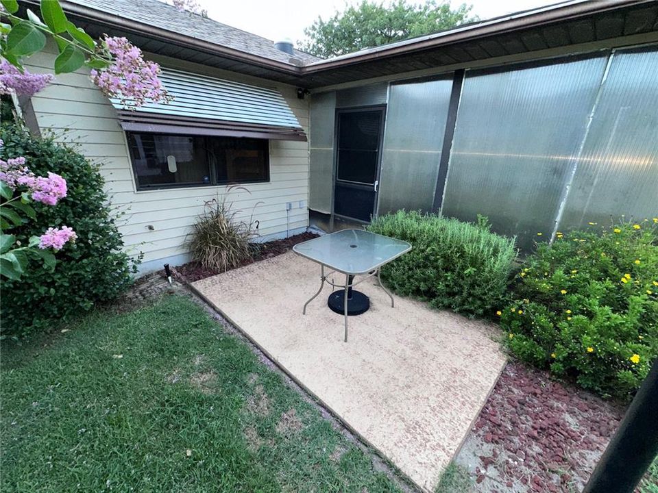 For Sale: $239,900 (3 beds, 2 baths, 1462 Square Feet)