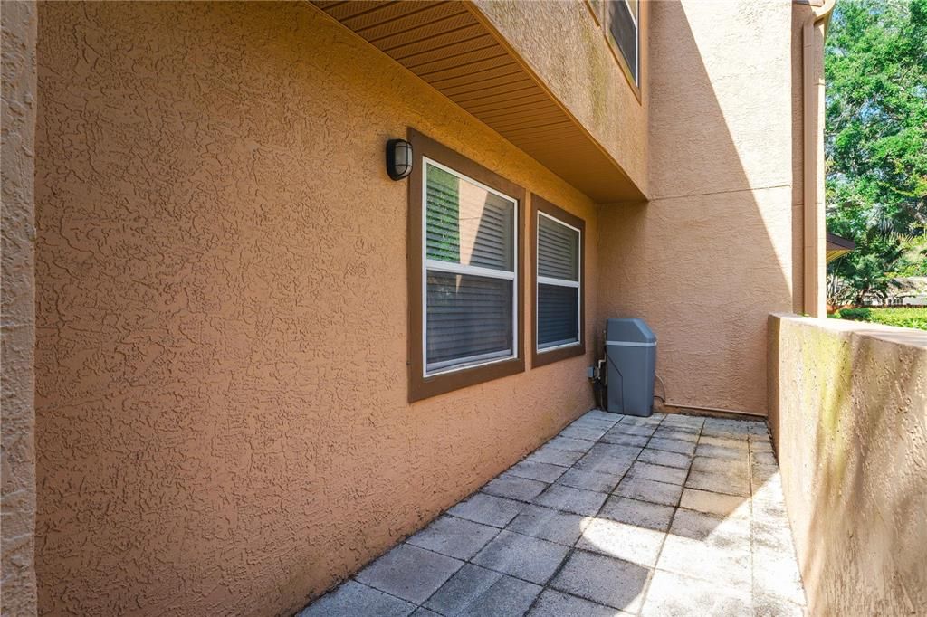 Active With Contract: $269,500 (3 beds, 2 baths, 1260 Square Feet)