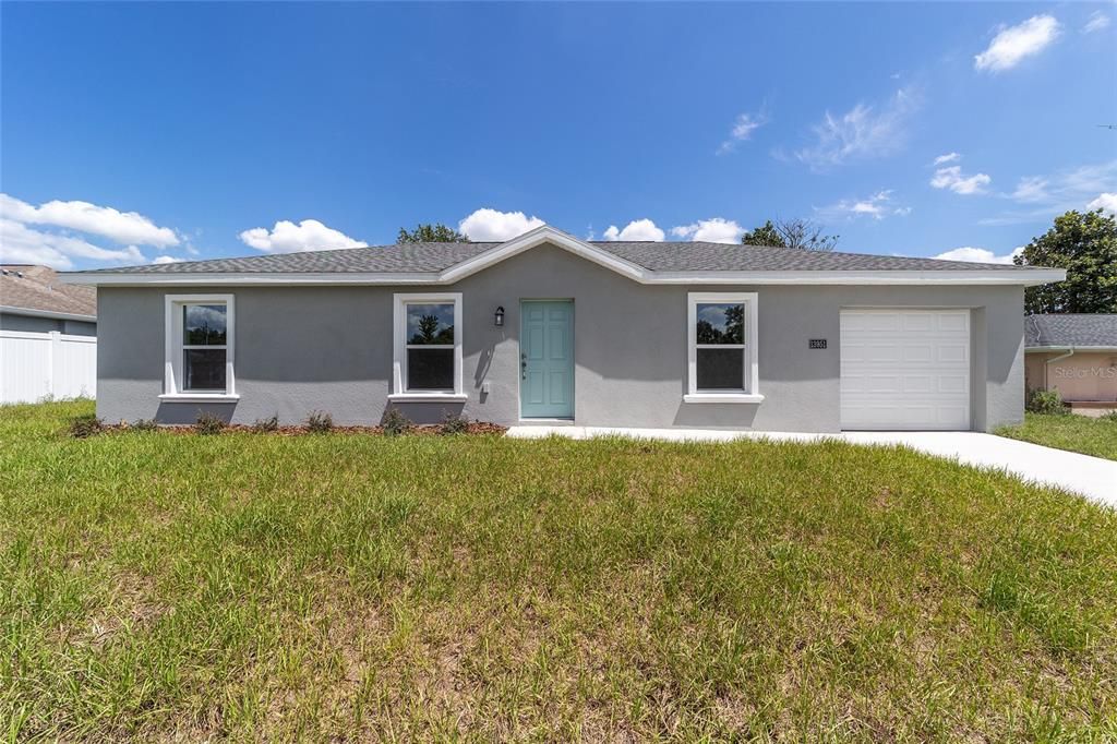 Active With Contract: $229,900 (3 beds, 2 baths, 1040 Square Feet)
