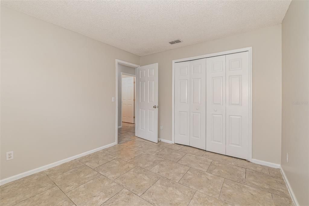 For Sale: $349,900 (3 beds, 2 baths, 1607 Square Feet)
