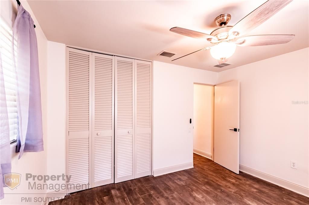 For Rent: $2,500 (2 beds, 1 baths, 1241 Square Feet)