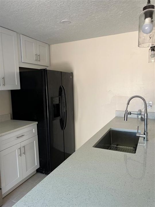 Recently Rented: $1,950 (2 beds, 2 baths, 1285 Square Feet)