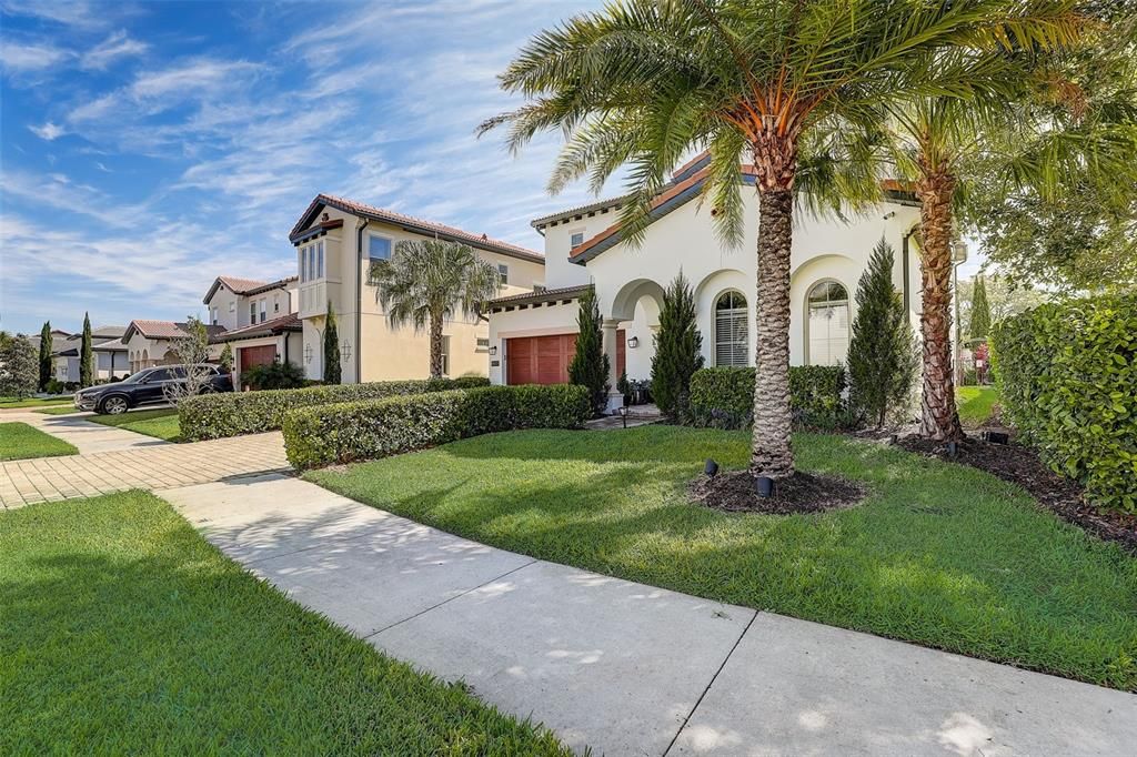 HIGH END COMMUNITY AMENITIES include PRIVATE COMMUNITY BOAT RAMP TO SOUTH LAKE, a large and inviting CLUBHOUSE that features a GATHERING ROOM, CATERING KITCHEN, FITNESS CENTER, and ZERO-ENTRY POOL.