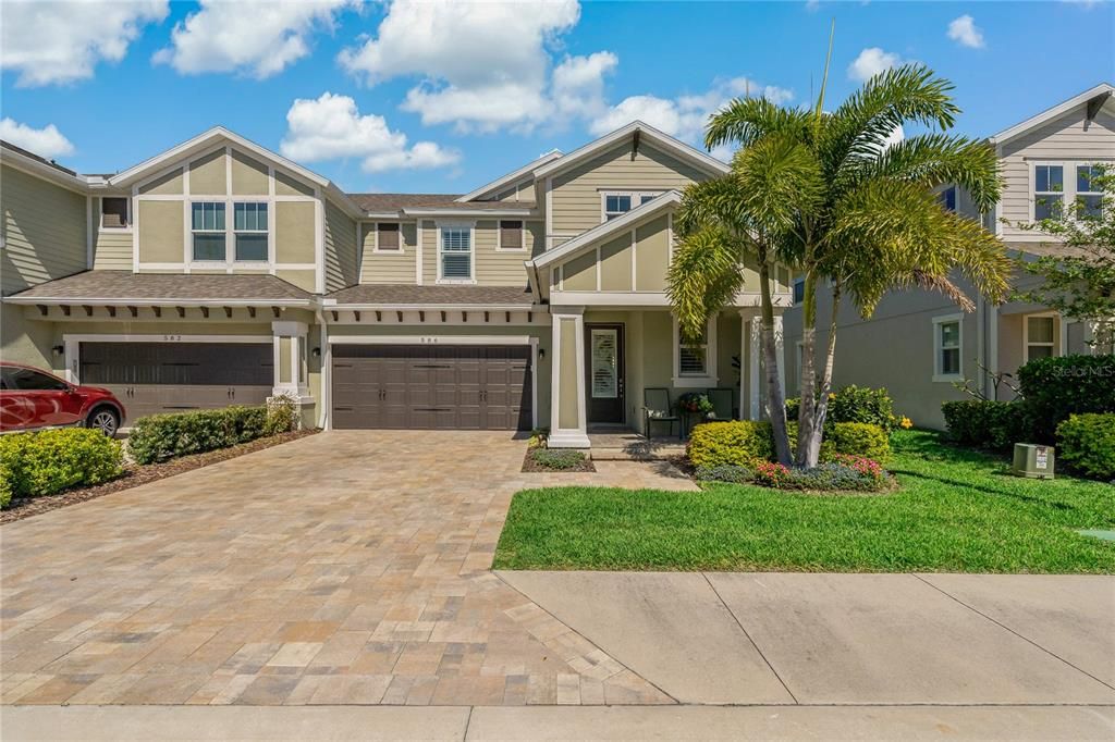 2019 OZONA TOWNHOME, 4 BED, 3.5 BATHS!