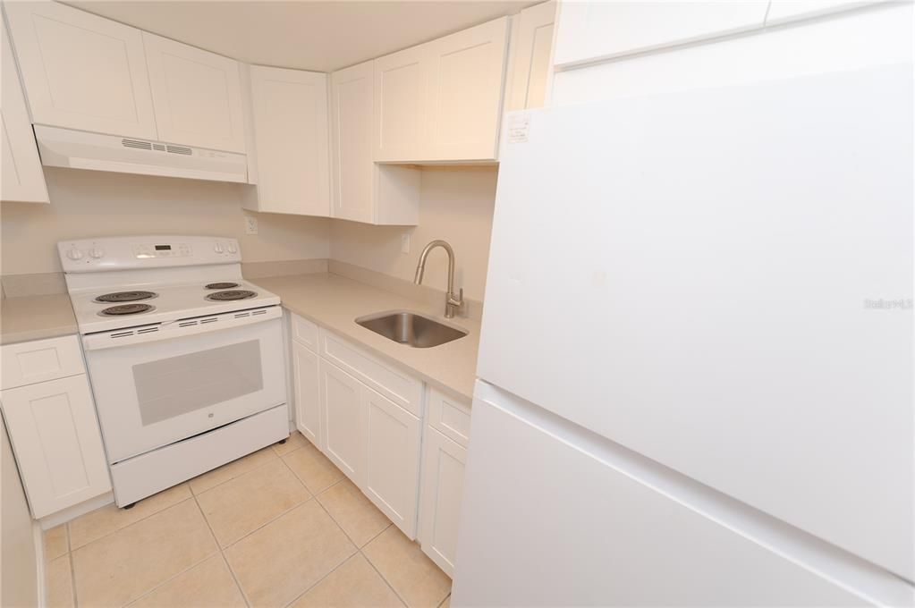For Sale: $123,800 (1 beds, 1 baths, 540 Square Feet)