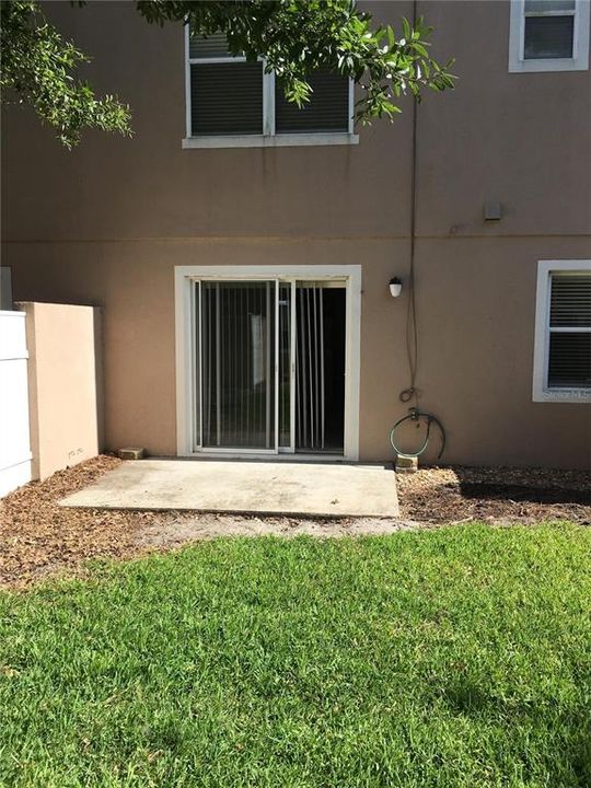 Recently Rented: $2,100 (3 beds, 2 baths, 1516 Square Feet)