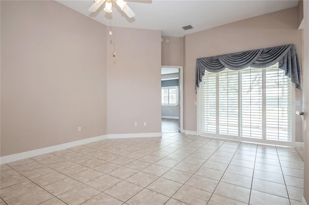 Active With Contract: $400,000 (3 beds, 2 baths, 1804 Square Feet)