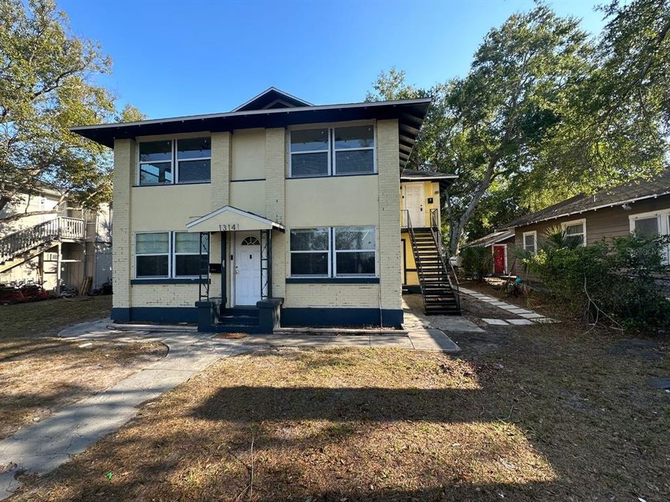 Recently Rented: $1,400 (3 beds, 1 baths, 1892 Square Feet)