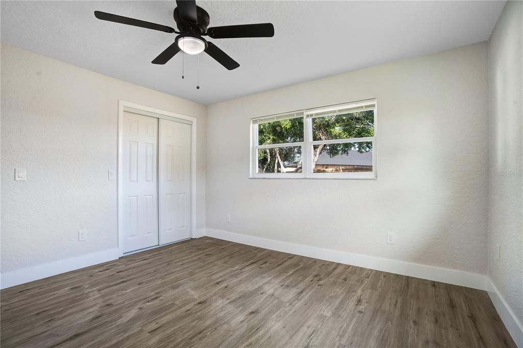 Recently Sold: $348,500 (3 beds, 2 baths, 1432 Square Feet)