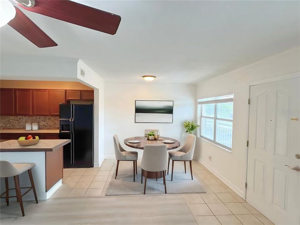 Virtually staged - Dining Area