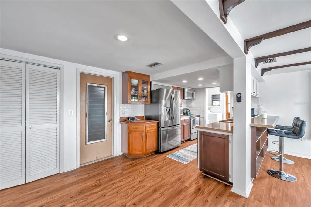 For Sale: $497,000 (3 beds, 2 baths, 1574 Square Feet)