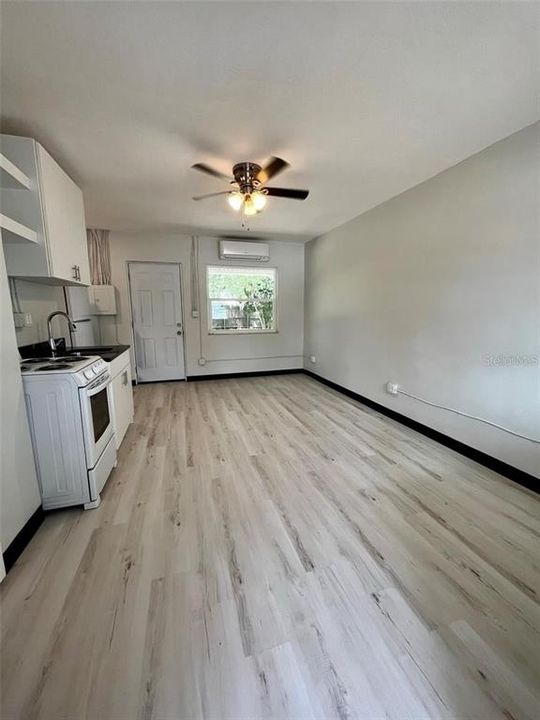 Recently Rented: $1,099 (0 beds, 1 baths, 400 Square Feet)