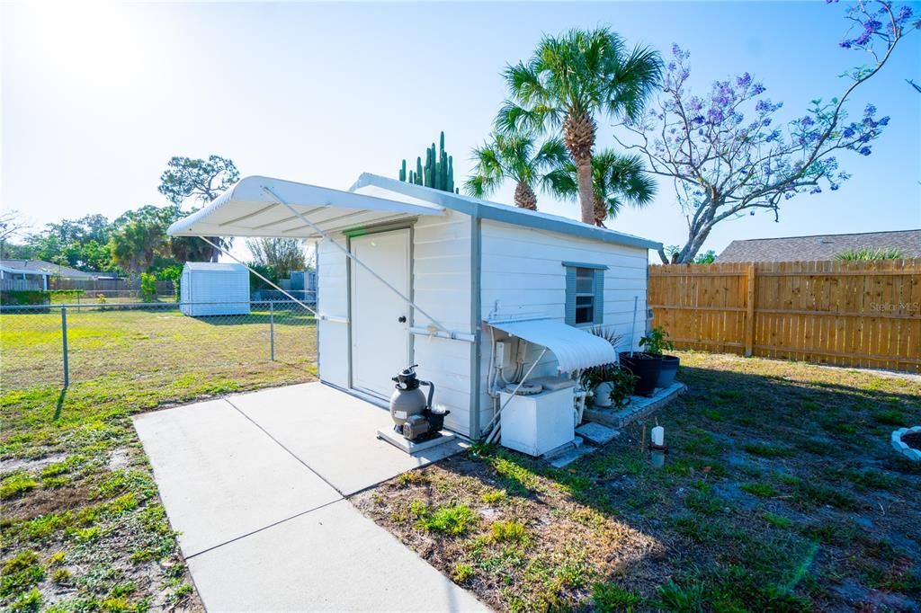For Sale: $289,900 (3 beds, 2 baths, 1284 Square Feet)