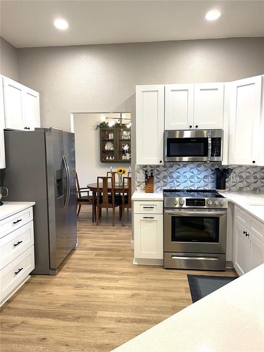Active With Contract: $3,495 (3 beds, 2 baths, 1678 Square Feet)