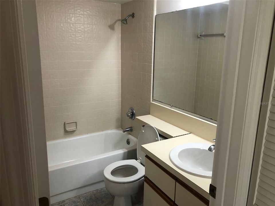 For Rent: $1,875 (2 beds, 2 baths, 1406 Square Feet)