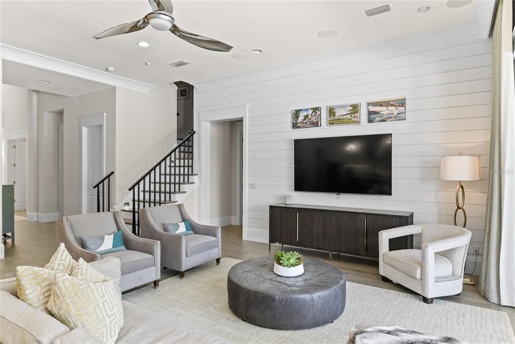 Active With Contract: $3,200,000 (5 beds, 5 baths, 5100 Square Feet)