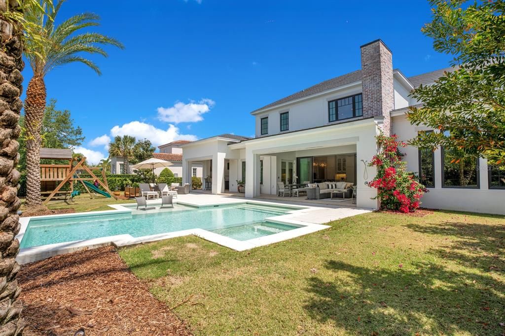 Active With Contract: $3,200,000 (5 beds, 5 baths, 5100 Square Feet)