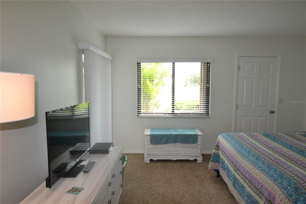 For Rent: $2,000 (2 beds, 2 baths, 1094 Square Feet)