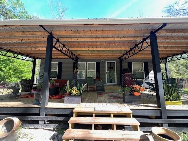 Recently Sold: $189,900 (3 beds, 2 baths, 972 Square Feet)