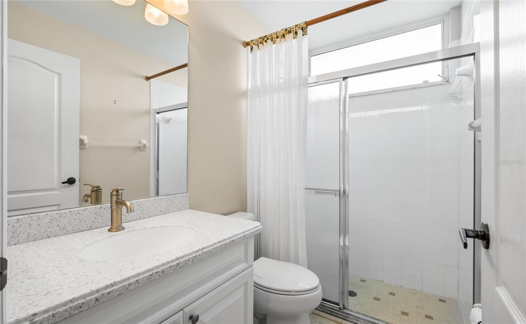 最近售出: $399,000 (2 贝兹, 2 浴室, 1565 平方英尺)