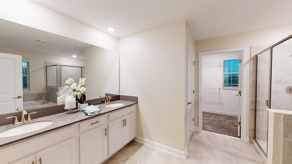 Active With Contract: $477,440 (4 beds, 2 baths, 2781 Square Feet)