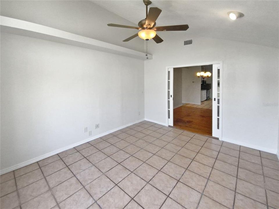 Active With Contract: $356,000 (3 beds, 2 baths, 1676 Square Feet)