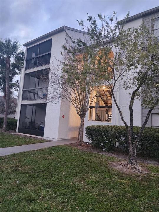Recently Sold: $139,900 (1 beds, 1 baths, 618 Square Feet)